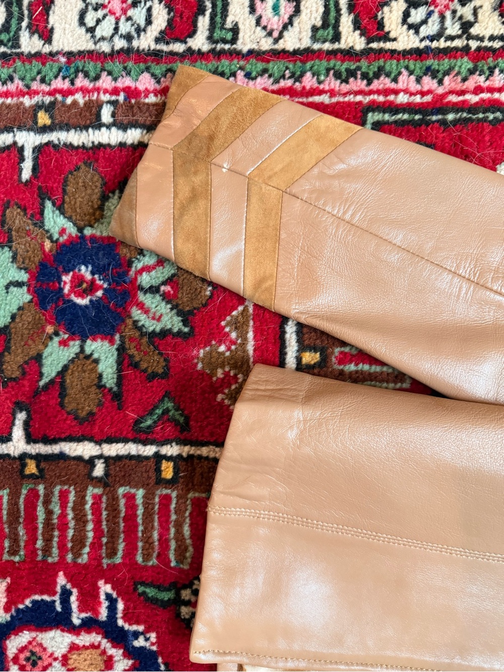 Women’s Tan 100% real Leather Jacket with Chevron Sleeve Detail 🍁capsule dream! - Picture 4 of 5